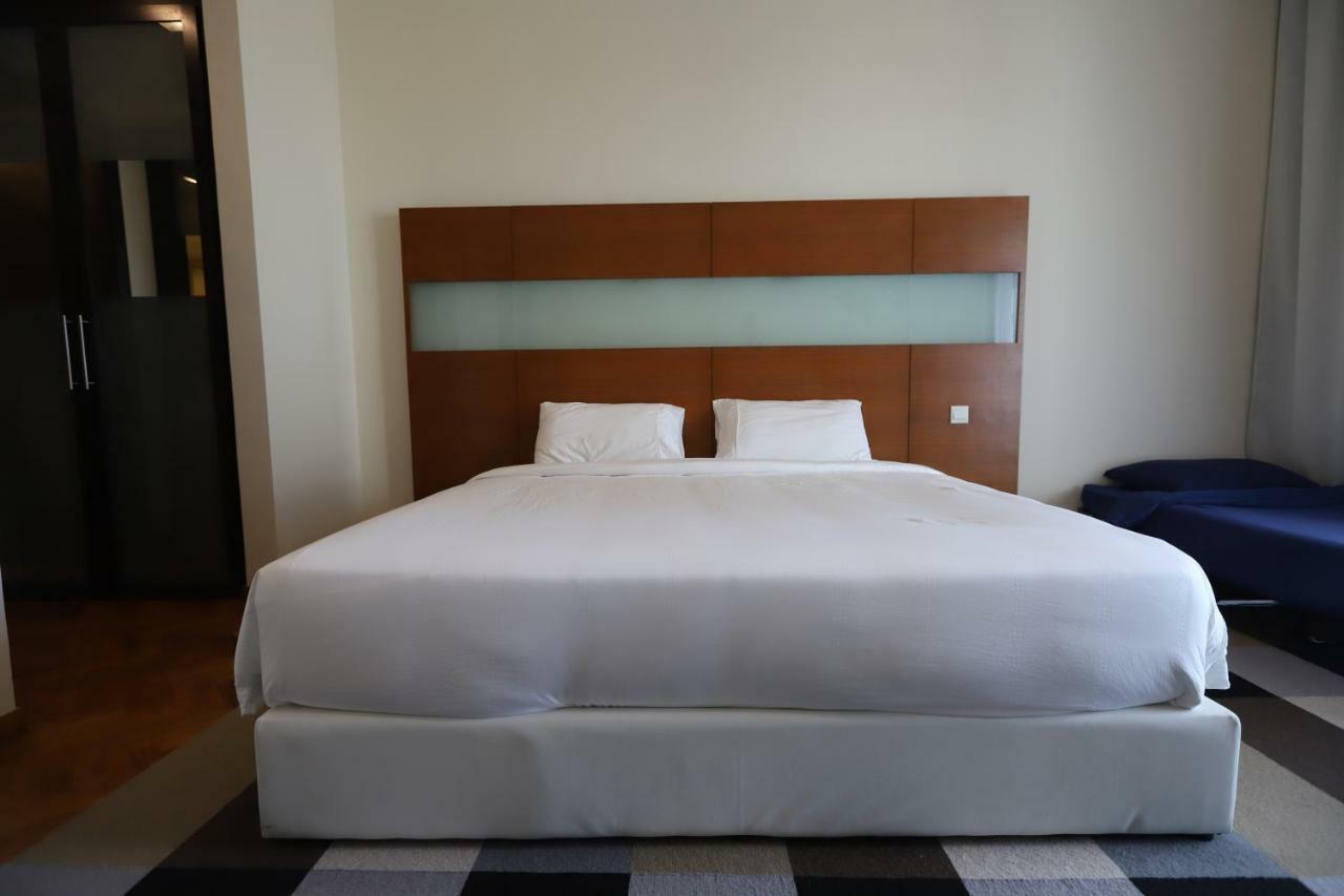 Appartement The Straits Quay Marina By Messina Clive à George Town Extérieur photo